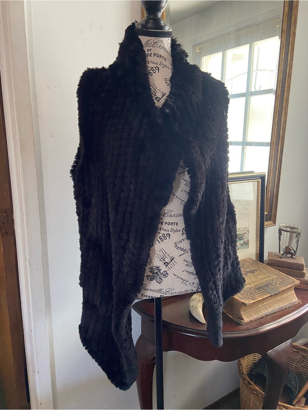 Dolce Cabo Black Faux Fur Open-Front Vest